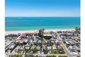 2714 AVENUE C, HOLMES BEACH, FL 34217 - MLS#MFRA4671617