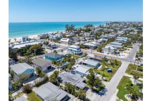 2714 AVENUE C, HOLMES BEACH, FL 34217 - MLS#MFRA4671617