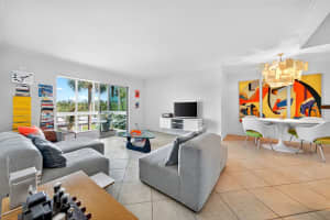 2100 BENJAMIN FRANKLIN DRIVE, SARASOTA, FL 34236 - MLS#MFRA4671669