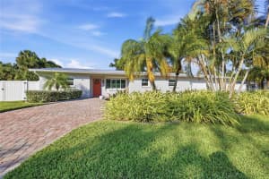 2437 Clematis St, SARASOTA