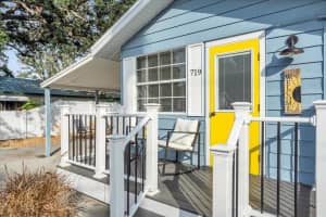 719 35th St W, BRADENTON 719 35th St W, BRADENTON