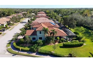 3706 80TH DRIVE, SARASOTA, FL 34243 - MLS#MFRA4671730