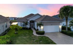 653 MISTY PINE DRIVE, VENICE, FL 34292 - MLS#MFRA4671758