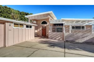 355 SHORE DRIVE, SARASOTA, FL 34234 - MLS#MFRA4671767