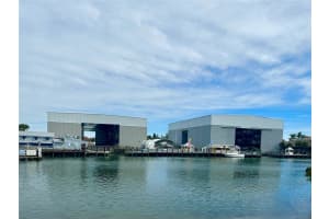 100 CIRCUIT ROAD, NOKOMIS, FL 34275 - MLS#MFRA4671774