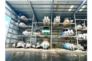 100 CIRCUIT ROAD, NOKOMIS, FL 34275 - MLS#MFRA4671774