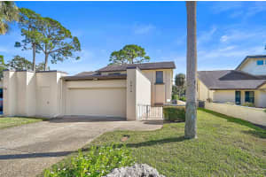 4414 LA JOLLA DRIVE, BRADENTON, FL 34210 - MLS#MFRA4671810