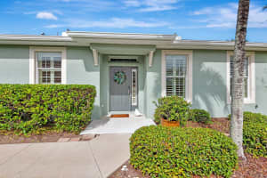 4107 BRIDLECREST LANE, BRADENTON, FL 34209 - MLS#MFRA4671812