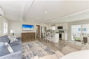 10315 CORTEZ ROAD, BRADENTON, FL 34210 - MLS#MFRA4671820