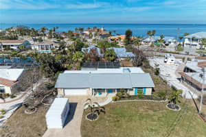 609 FOXWORTH LANE, HOLMES BEACH, FL 34217 - MLS#MFRA4671830