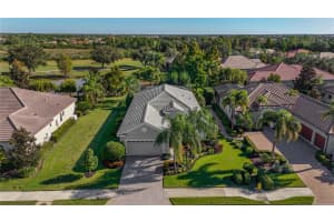 7841 VALDERRAMA WAY, LAKEWOOD RANCH, FL 34202 - MLS#MFRA4671846