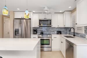 6140 MIDNIGHT PASS ROAD, SARASOTA, FL 34242 - MLS#MFRA4671897