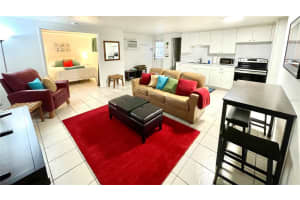 828 TUTTLE AVENUE, SARASOTA, FL 34237 - MLS#MFRA4671898