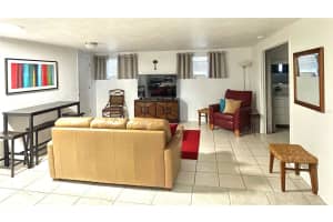 828 TUTTLE AVENUE, SARASOTA, FL 34237 - MLS#MFRA4671898