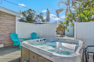 MLS# MFRA4671913, Sarasota, Florida 34239