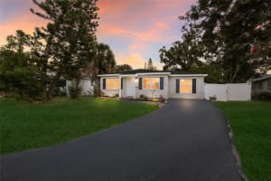 1910 NEW HAMPSHIRE AVENUE, ST PETERSBURG, FL 33703 - MLS#MFRA4671928