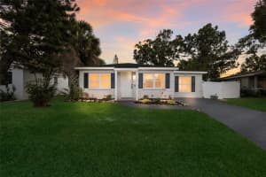 1910 NEW HAMPSHIRE AVENUE, ST PETERSBURG, FL 33703 - MLS#MFRA4671928