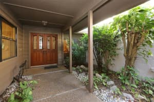 5728 Doral Dr, SARASOTA