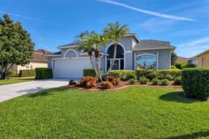 8945 Olde Hickory Ave, SARASOTA