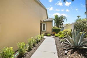 8579 54TH AVENUE CIRCLE, BRADENTON, FL 34211 - MLS#MFRA4672014