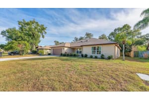 4848 79TH AVENUE PLAZA, SARASOTA, FL 34243 - MLS#MFRA4672092