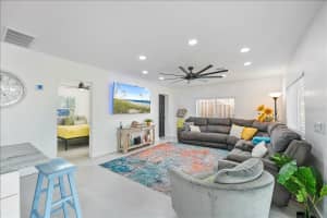 5021 US HIGHWAY 301 N, ELLENTON, FL 34222 - MLS#MFRA4672112