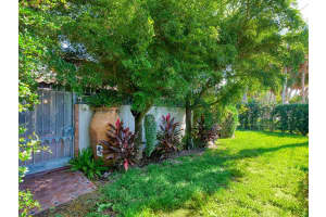 41 ADAMS DRIVE, SARASOTA, FL 34236 - MLS#MFRA4672116