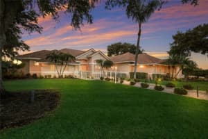 2900 Jeff Myers Cir, SARASOTA