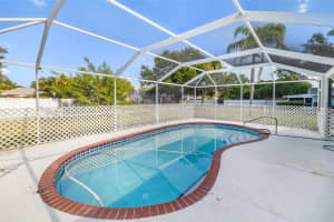 803 PLUM TREE LANE, SARASOTA, FL 34243 Sold 01/20/26