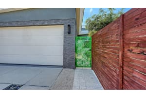 2254 HAWTHORNE STREET, SARASOTA, FL 34239 - MLS#MFRA4672184