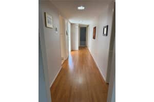 3957 LAKESIDE WAY, SARASOTA, FL 34232 - MLS#MFRA4672251