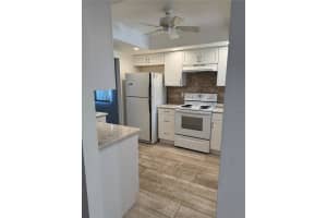 3957 LAKESIDE WAY, SARASOTA, FL 34232 - MLS#MFRA4672251