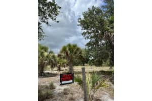 1701 CABBAGE WOOD ROAD, OKEECHOBEE, FL 34974 - MLS#MFRA4672348