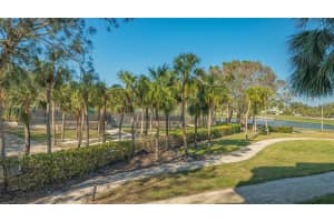 250 SANDS POINT ROAD, LONGBOAT KEY, FL 34228 - MLS#MFRA4672352