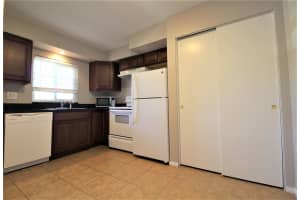 2304 RINGLING BOULEVARD, SARASOTA, FL 34237 - MLS#MFRA4672360