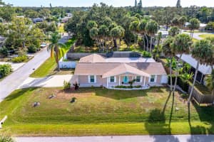 6100 PAULINE AVENUE, SARASOTA, FL 34231 - MLS#MFRA4672367