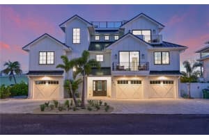 305 55th St, HOLMES BEACH