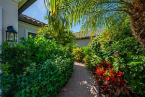 5451 LAGO MAGGIO STREET, SARASOTA, FL 34238 - MLS#MFRA4672385