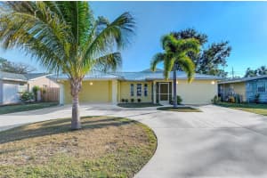 2834 NEW ENGLAND STREET, SARASOTA, FL 34231 - MLS#MFRA4672415