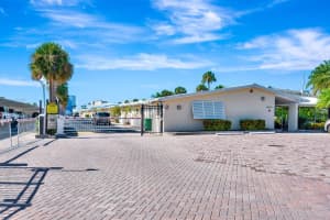 5830 MIDNIGHT PASS ROAD, SARASOTA, FL 34242 - MLS#MFRA4672481