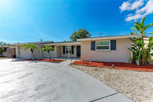 6036 HOPKINS DRIVE, BRADENTON, FL 34207 - MLS#MFRA4672482