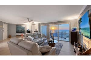 1 BENJAMIN FRANKLIN DRIVE, SARASOTA, FL 34236 - MLS#MFRA4672505