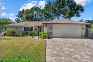 4428 MEADOW CREEK CIRCLE, SARASOTA, FL 34233 - MLS#MFRA4672507