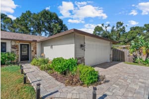 4428 MEADOW CREEK CIRCLE, SARASOTA, FL 34233 - MLS#MFRA4672507