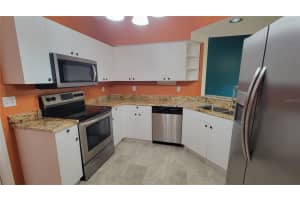 6330 GREEN OAK CIRCLE, BRADENTON, FL 34203 - MLS#MFRA4672508