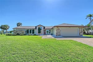 3704 PRAIRIE DUNES DRIVE, SARASOTA, FL 34238 - MLS#MFRA4672587