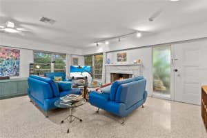 2207 HICKORY AVENUE, SARASOTA, FL 34234 - MLS#MFRA4672659