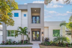 2430 FLOYD STREET, SARASOTA, FL 34239 - MLS#MFRA4672666