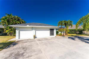 15 WHITE MARSH LANE, ROTONDA WEST, FL 33947 Sold 01/27/26