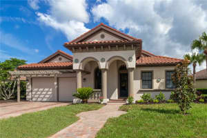 3635 80TH DRIVE, SARASOTA, FL 34243 - MLS#MFRA4672698